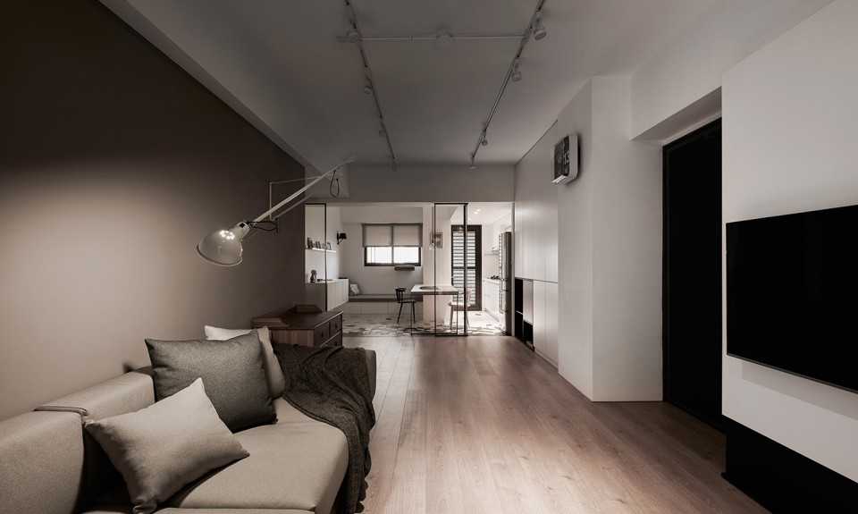 16-14-Small-Simple-Elegant-Apartment-Taichung-by-Z-AXIS--960x575