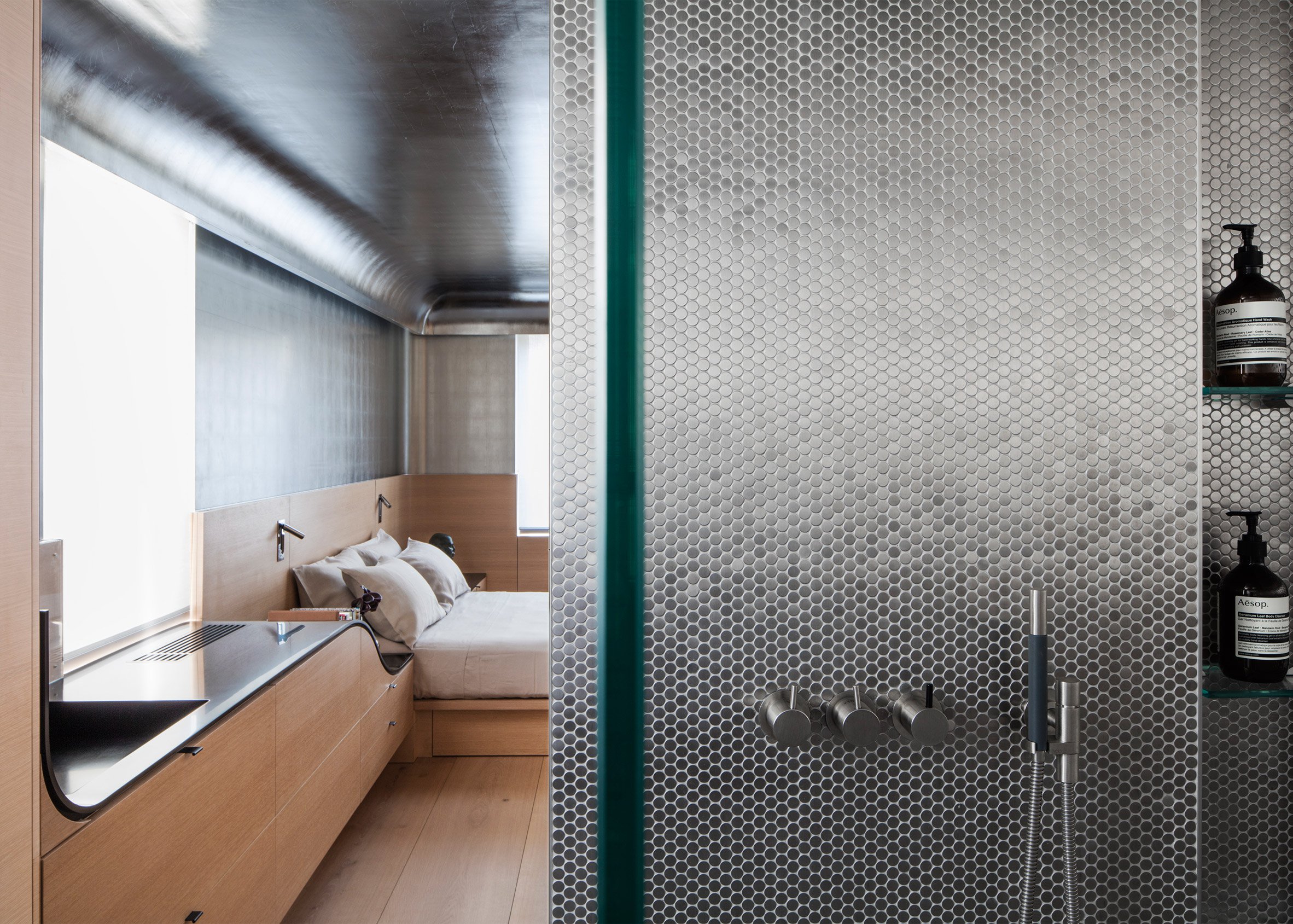 chelsea-pied-a-terre-ghiora-aharoni-design-studio_2364_ss_7